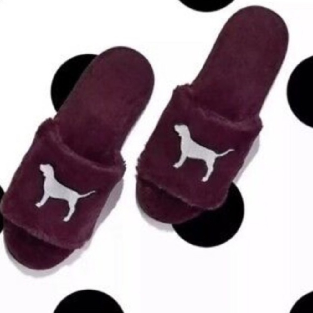 VS Pink fuzzy slippers
